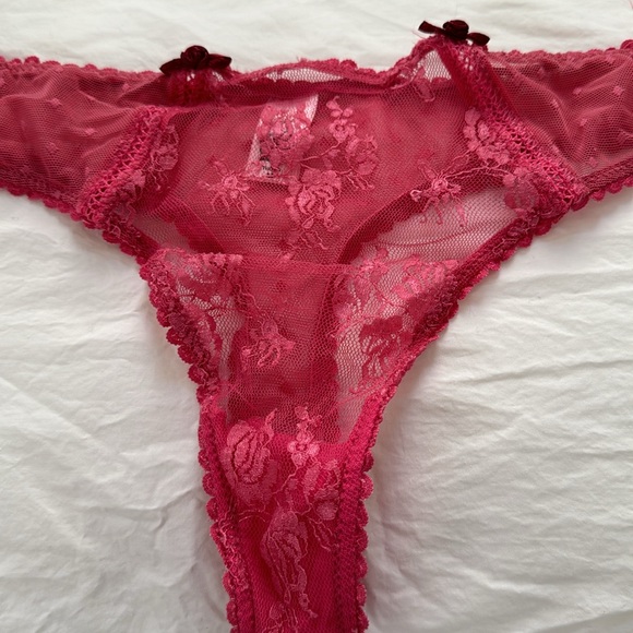 Victoria’s Secret Very Sexy mesh thong with rose detailing. Excellent condition. - Picture 6 of 6